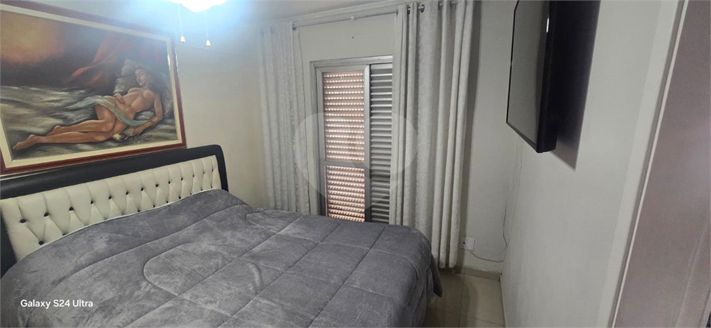 Apartamento à venda com 2 quartos, sendo 1 suíte,  em Vila Monumento, São Paulo, SP