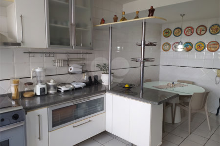 Apartamento à venda com 3 suítes em Morumbi, São Paulo, SP