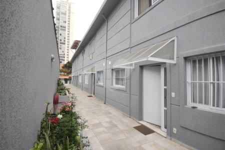 Casa à venda com 3 suítes no condomínio Morada das Hortênsias, São Paulo - SP