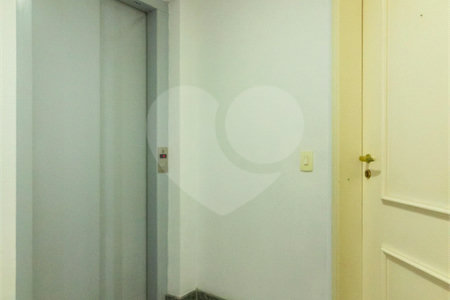 Apartamento à venda com 3 quartos, sendo 1 suíte, em Cambuci, São Paulo, SP