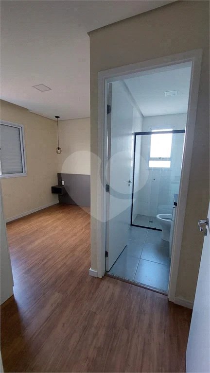 Apartamento para alugar com 2 quartos, sendo 1 suíte, em Aparecidinha, Sorocaba, SP