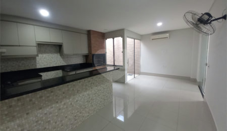 Casa à venda com 3 quartos, sendo 1 suíte,  no condomínio Terra Nova, Várzea Grande - MT