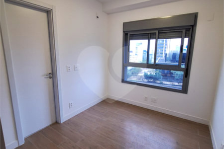 Apartamento à venda com 3 suítes em Sumarezinho, São Paulo, SP