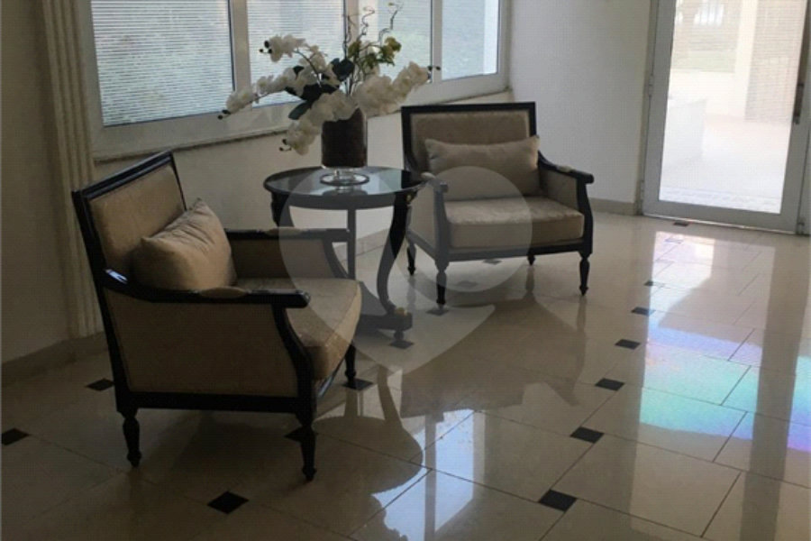 Apartamento à venda com 2 suítes em Vila Pereira Barreto, São Paulo, SP