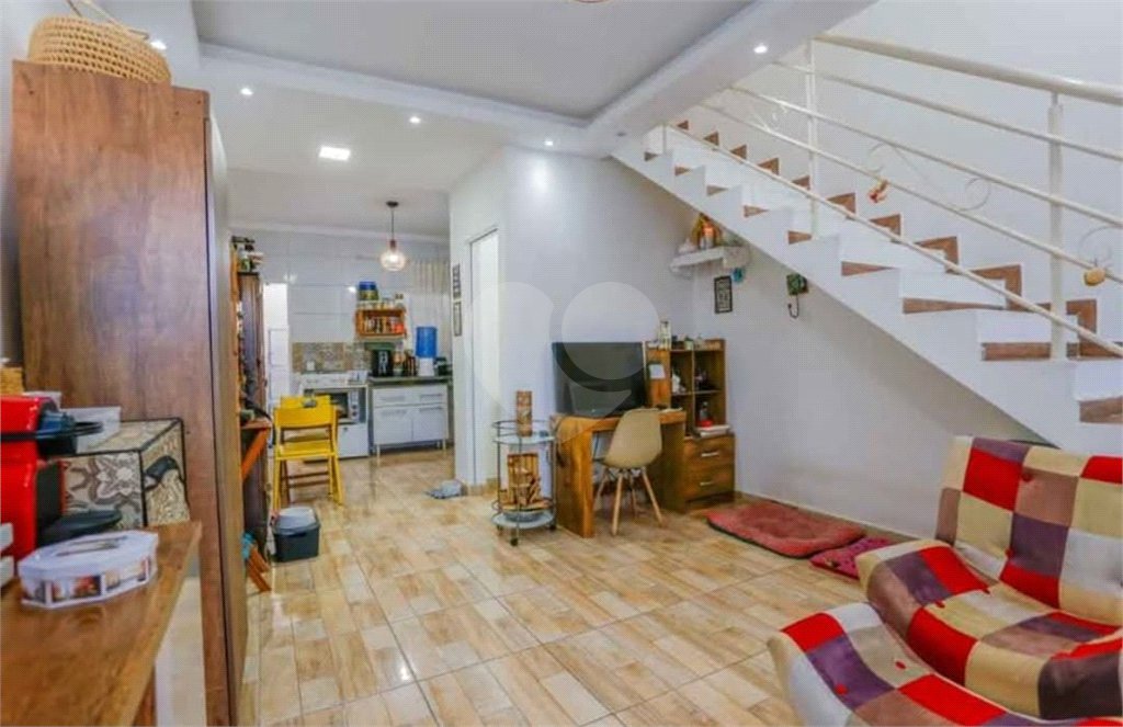 Casa de Vila à venda com 2 suítes em Jardim Simus, Sorocaba, SP