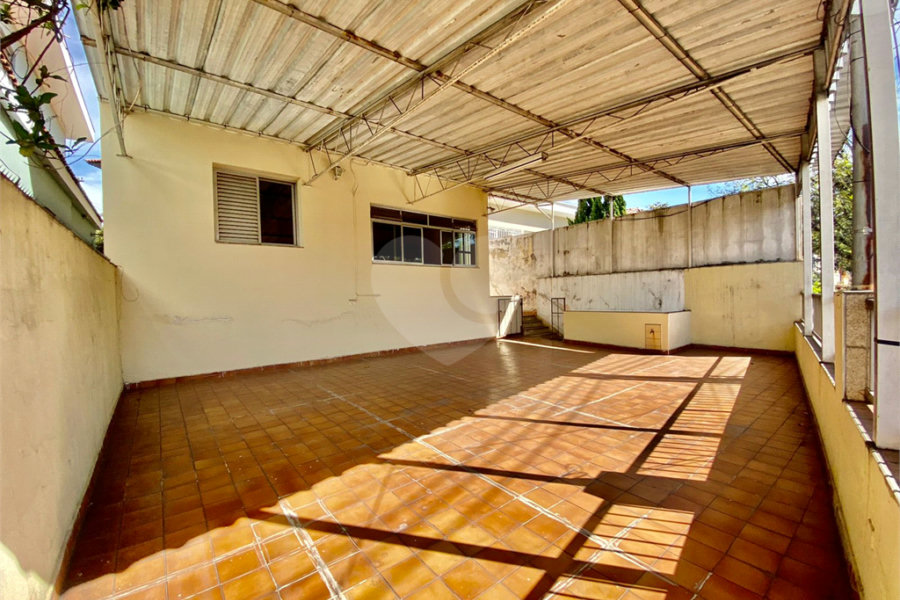 Sobrado à venda com 3 quartos em Aclimação, São Paulo, SP