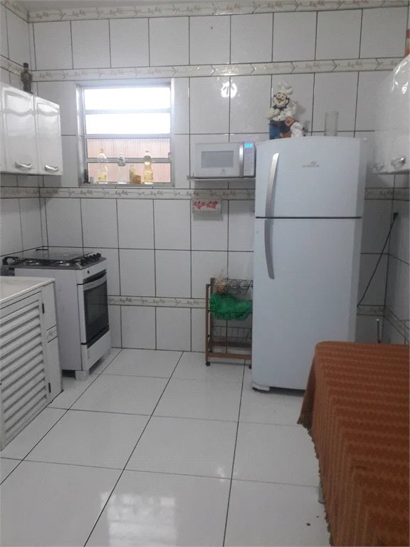 Casa Térrea à venda com 3 quartos em Jardim Nadir, São Paulo, SP