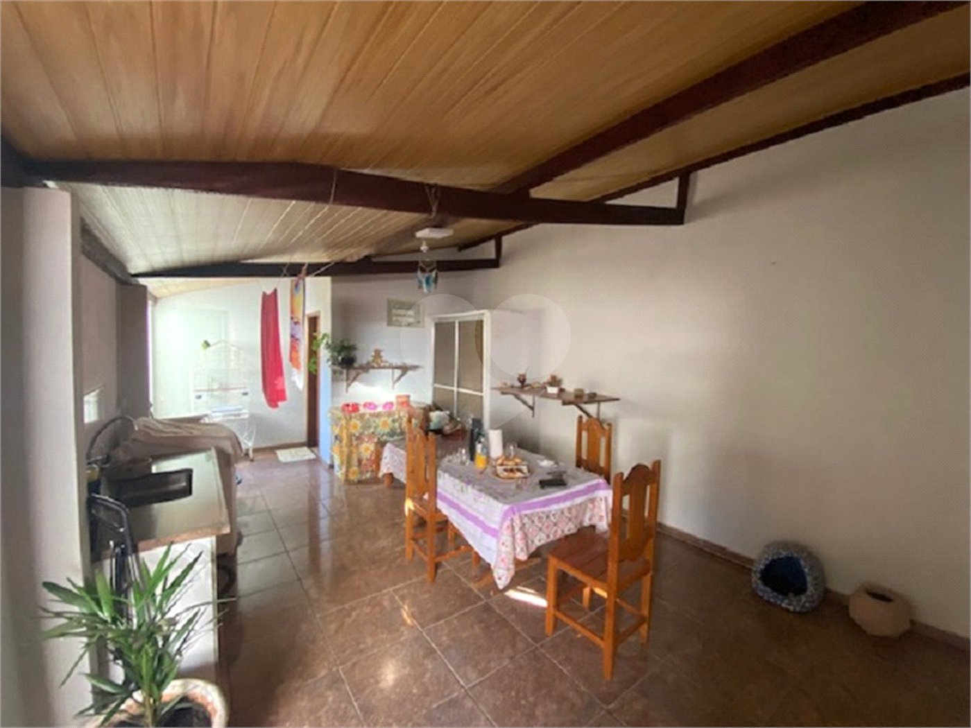 Casa térrea de 3 dormitórios