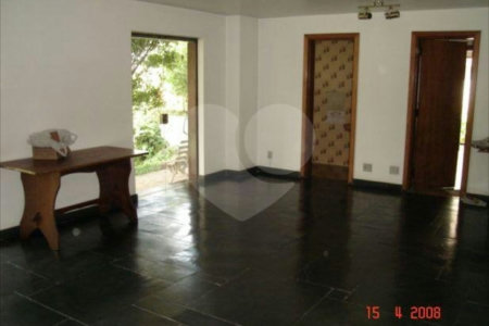 Casa Térrea à venda com 4 quartos, sendo 2 suítes, em Vila Tramontano, São Paulo, SP