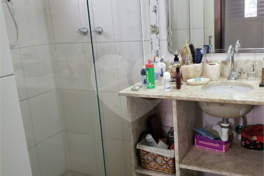 Sobrado à venda com 3 quartos, sendo 1 suíte, em Parada Inglesa, São Paulo, SP