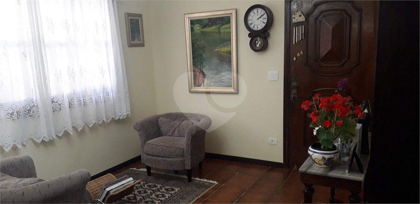 Casa à venda com 3 quartos, sendo 2 suítes, em Jardim Leonor, São Paulo, SP