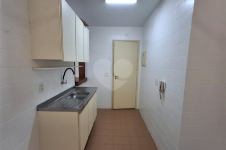 Apartamento à venda com 1 quarto em Indianópolis, São Paulo, SP