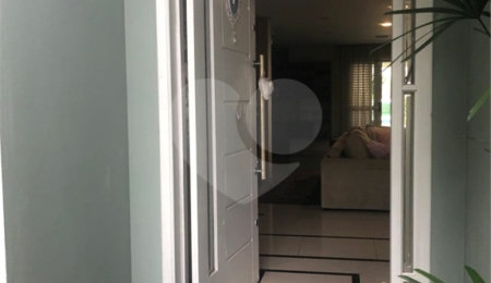 Sobrado à venda com 4 quartos, sendo 2 suítes,  em Palmas do Tremembé, São Paulo, SP