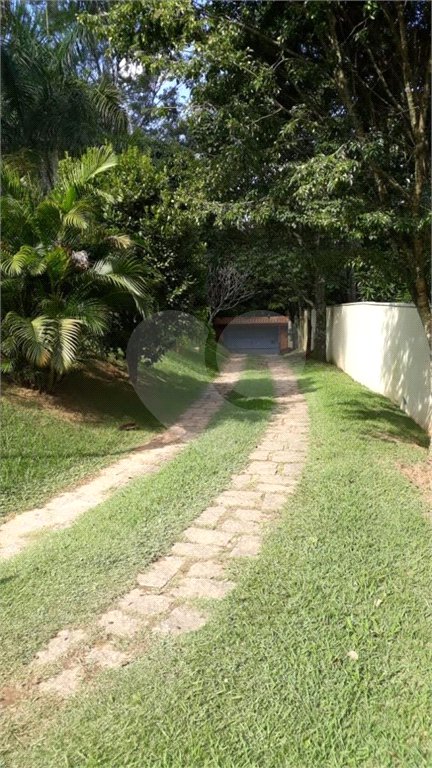 Chácara à venda com 3 quartos, sendo 2 suítes, em Chácara Companheiros, Jundiaí, SP
