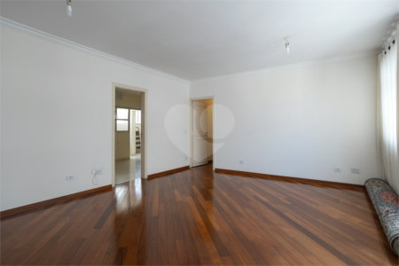 Apartamento à venda com 3 quartos, sendo 1 suíte, em Jardim Paulista, São Paulo, SP