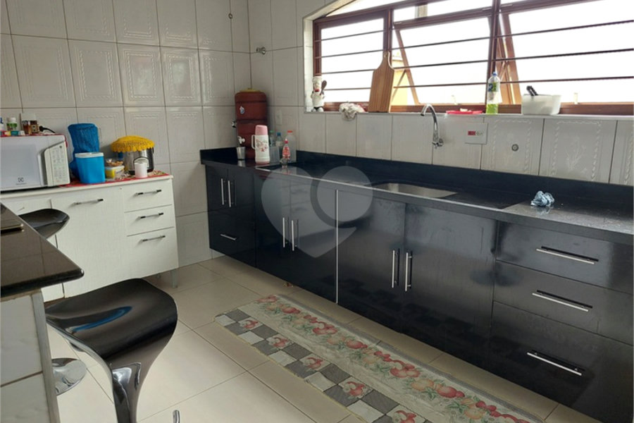 Casa à venda com 5 quartos, sendo 3 suítes, no Centro, Mairiporã, SP