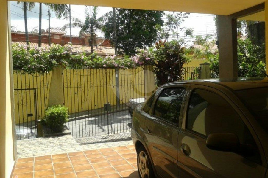 Sobrado à venda com 3 quartos, sendo 1 suíte, em Palmas do Tremembé, São Paulo, SP