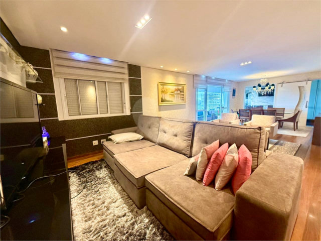 Apartamento à venda com 3 suítes em Campo Grande, São Paulo, SP
