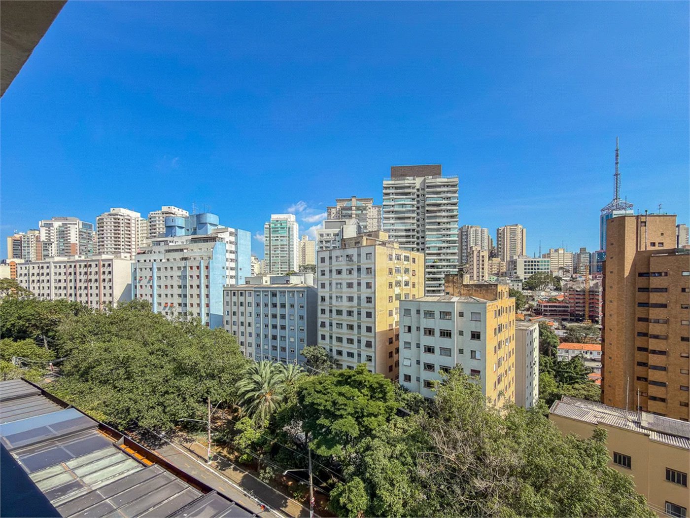Studio novo com 33m² e vaga na garagem na região da Aclimação em São Paulo - SP.
