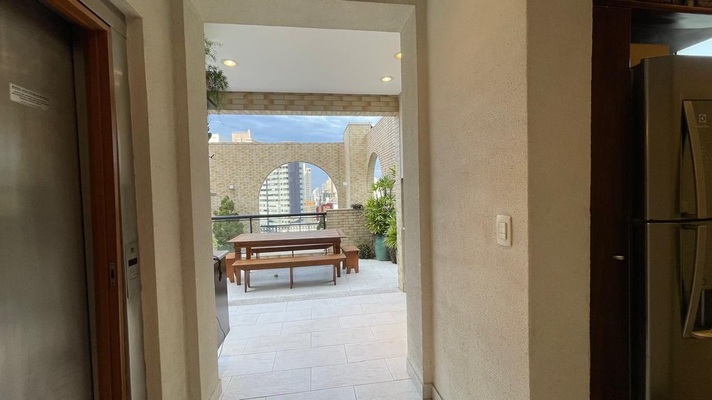 Cobertura com 3 dormitórios à venda, 437 m² por R$ 4.799.999,99 - Gonzaga - Santos/SP