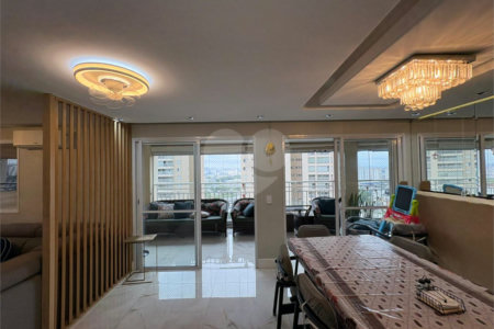 Apartamento à venda com 4 quartos, sendo 3 suítes, em Vila Augusta, Guarulhos, SP