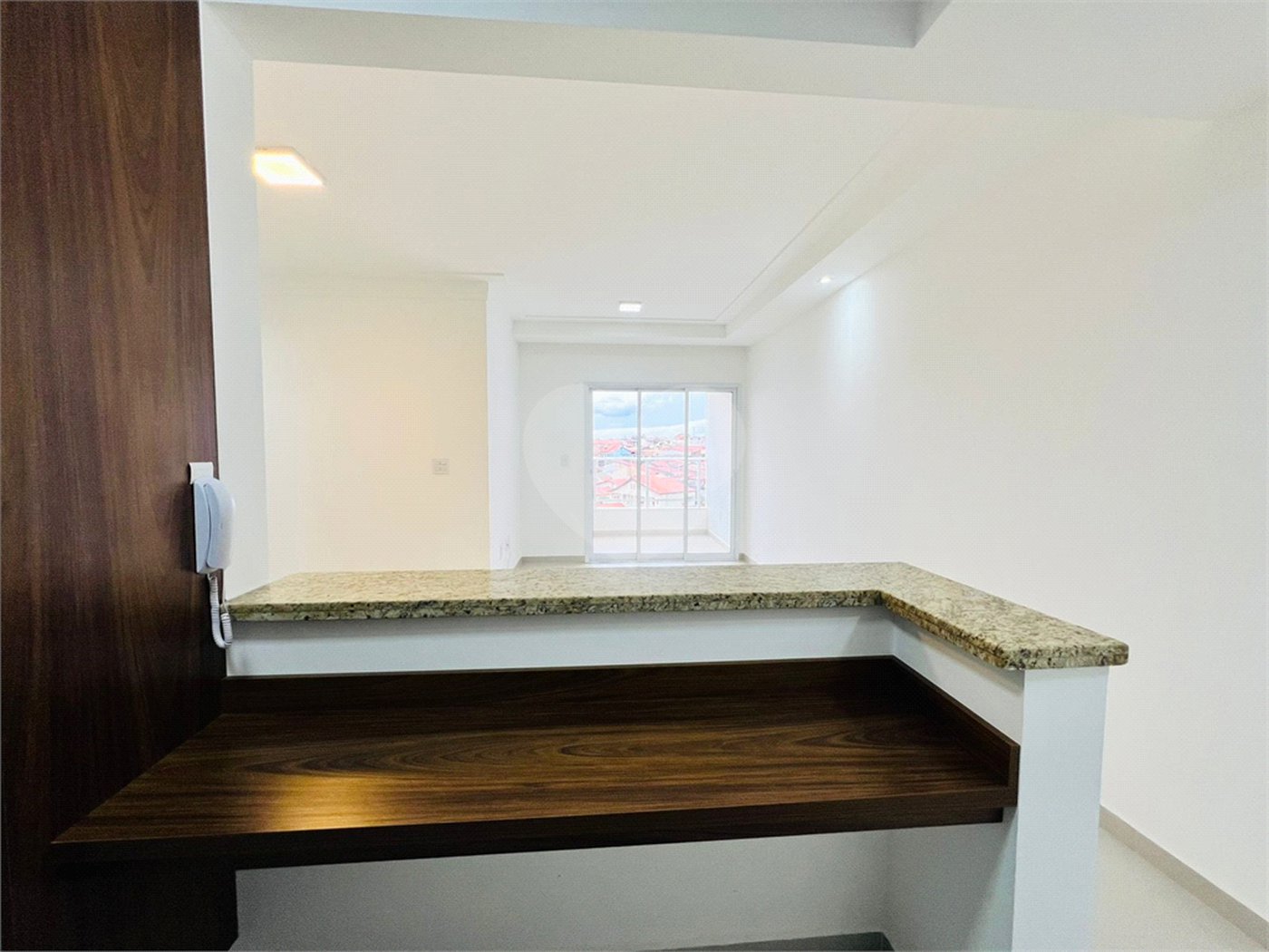 Apartamento para alugar com 2 quartos, sendo 1 suíte, em Jardim Piratininga, Sorocaba, SP