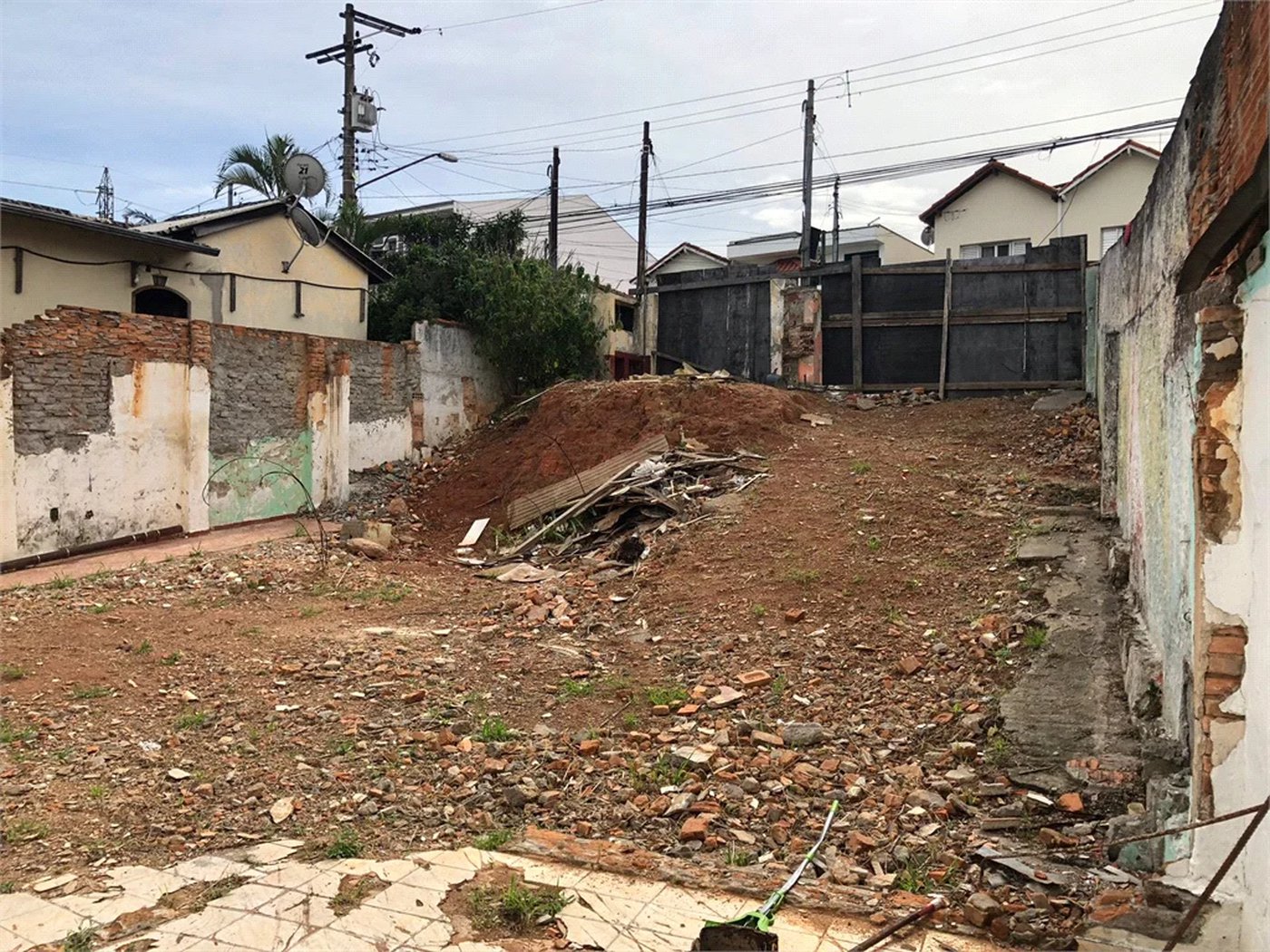 Terreno à venda em Parque da Lapa, São Paulo, SP
