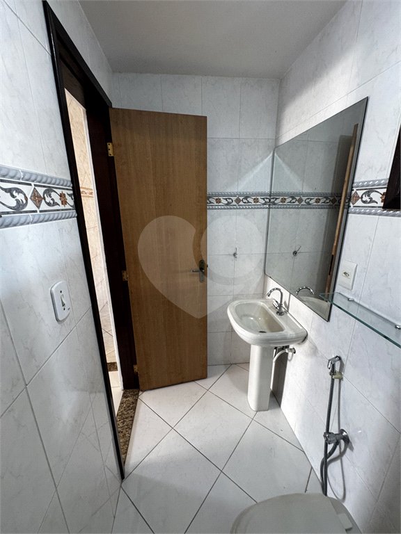 Casa à venda com 3 quartos, sendo 1 suíte, no condomínio Village da Posse, Rio de Janeiro - RJ