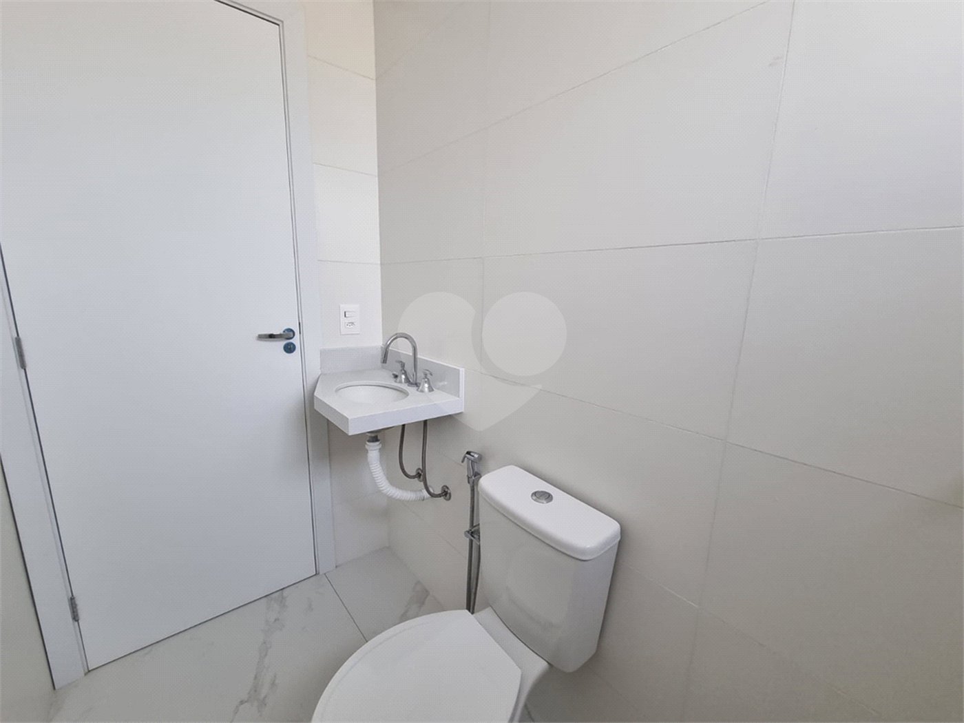 Duplex à venda com 2 quartos, sendo 1 suíte, no Centro, Sorocaba, SP