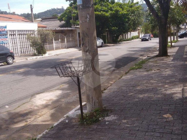 Sobrado à venda com 3 quartos, sendo 1 suíte,  em Jardim Virginia Bianca, São Paulo, SP