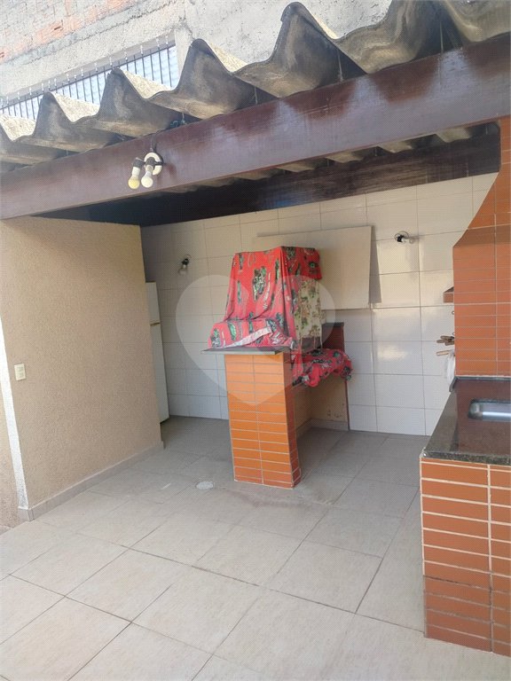 Sobrado à venda com 2 quartos em Jardim Santa Rosa, Taboão da Serra, SP