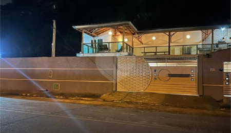 Sobrado à venda com 3 quartos, sendo 2 suítes,  em Jardim Alvinópolis Ii, Atibaia, SP