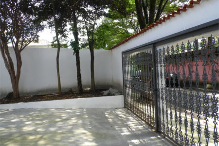 Casa à venda com 5 quartos, sendo 3 suítes, em Vila São Francisco, São Paulo, SP