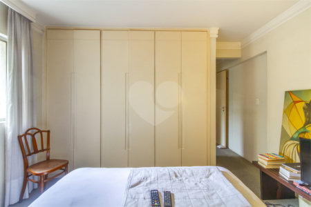 Apartamento à venda com 3 quartos, sendo 1 suíte,  em Sumarezinho, São Paulo, SP