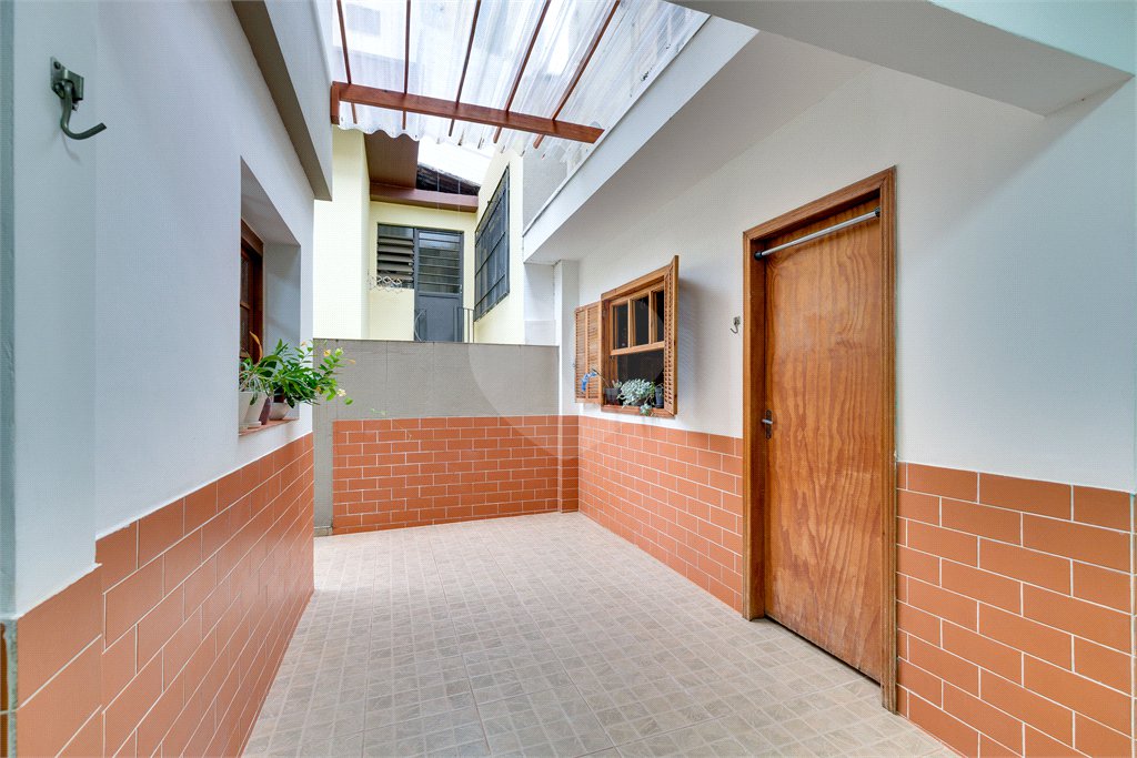 Sobrado à venda com 3 quartos, sendo 1 suíte, em Vila Mascote, São Paulo, SP