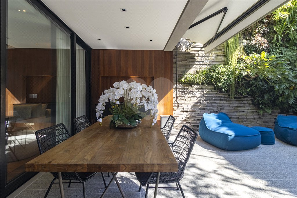 Casa à venda com 3 suítes em Jardim Luzitânia, São Paulo, SP