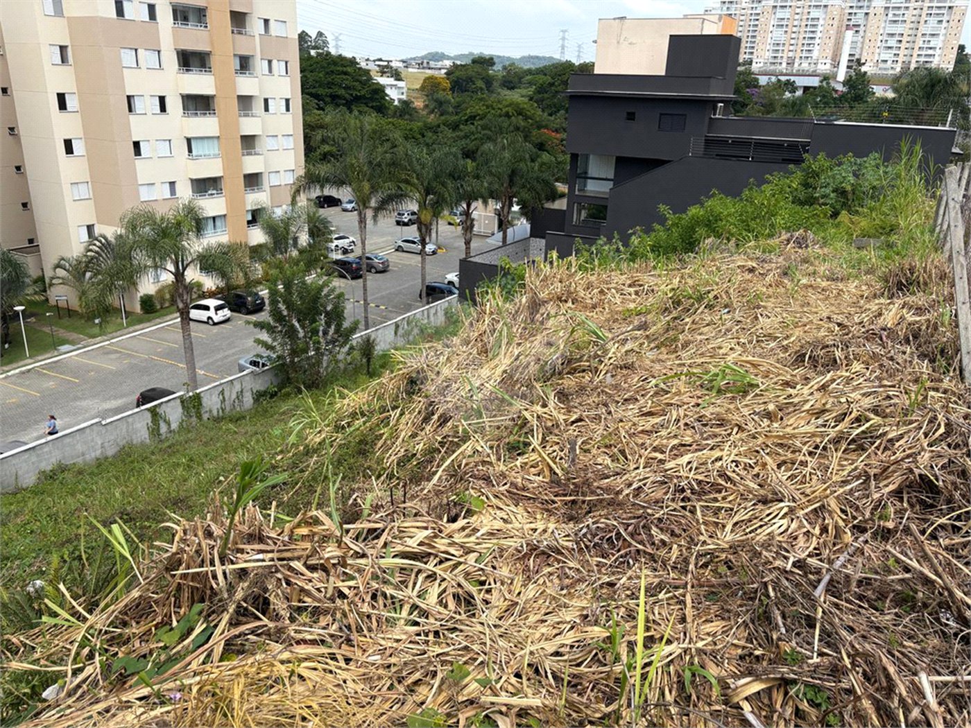 Terreno à venda em Vila Nova Socorro, Mogi das Cruzes, SP