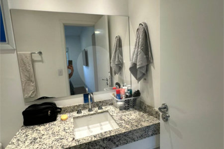 Apartamento à venda com 2 quartos, sendo 1 suíte, em Bairro do Cambará, São Roque, SP