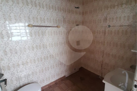 Sobrado à venda com 2 quartos em Vila Margarida, São Paulo, SP