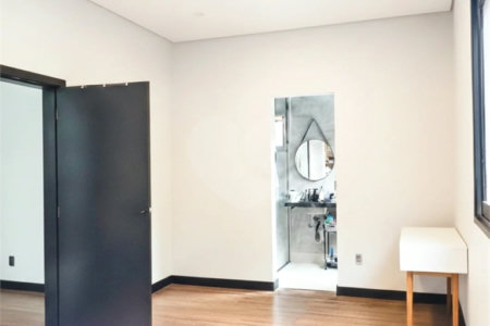 Casa à venda com 3 suítes em Pinheirinho, Vinhedo, SP