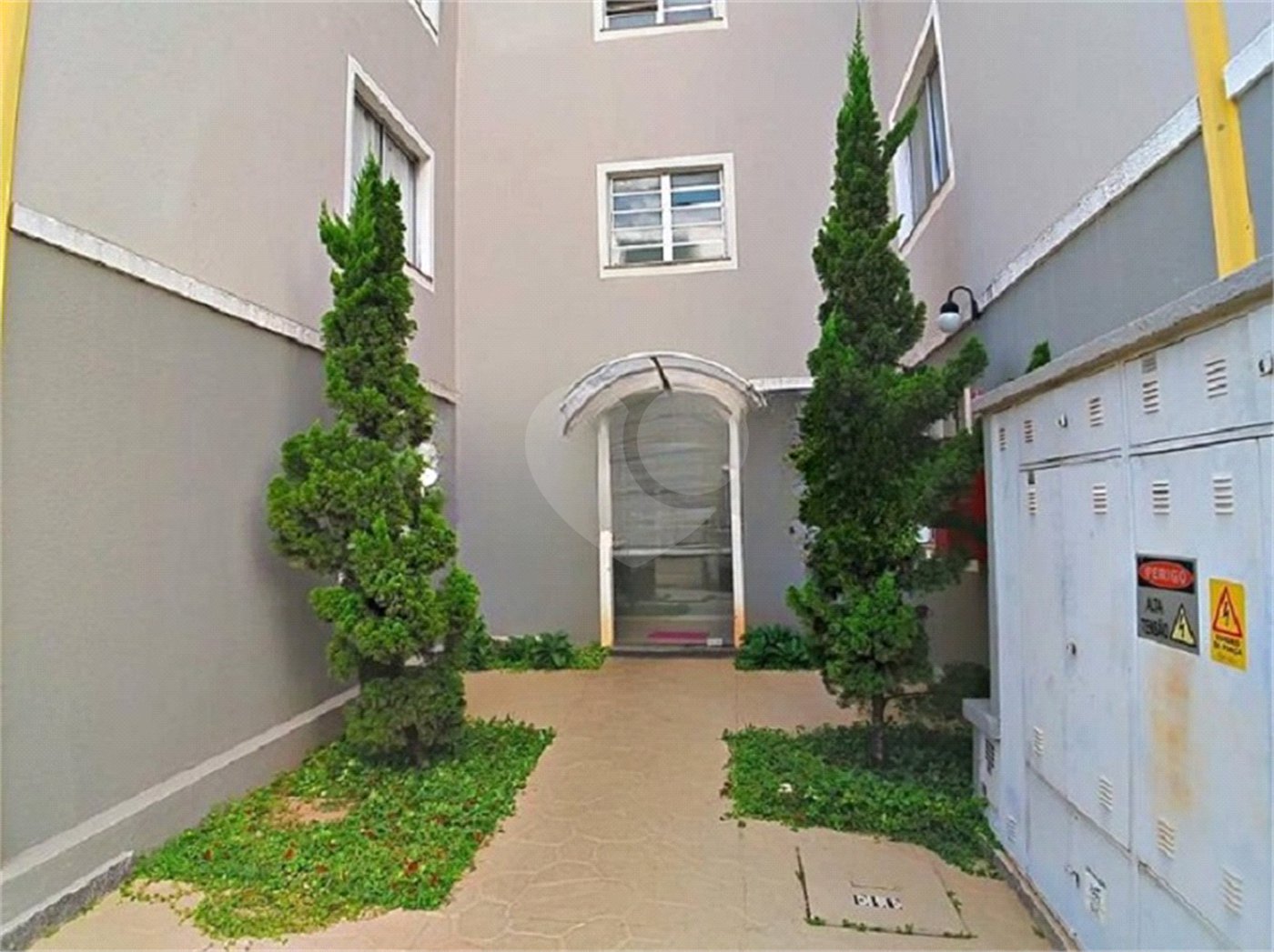 Apartamento no Condomínio Monte Nevada.