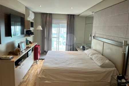 Apartamento à venda com 3 suítes em Vila Olímpia, São Paulo, SP