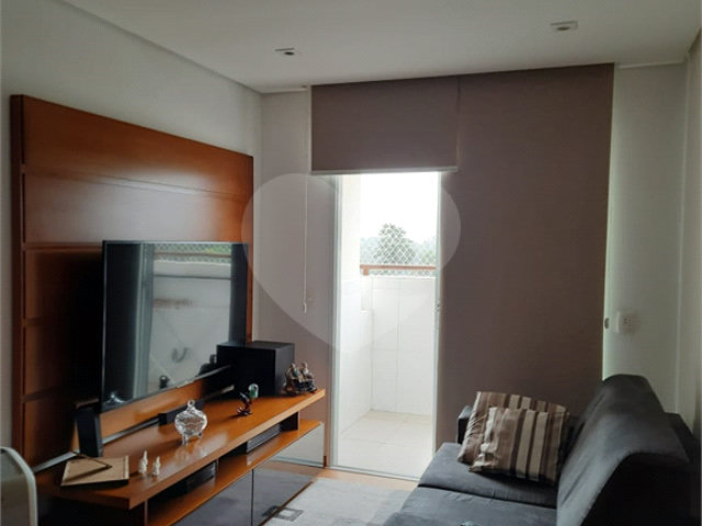Apartamento à venda com 3 quartos, sendo 2 suítes,  em Horto, São Paulo, SP