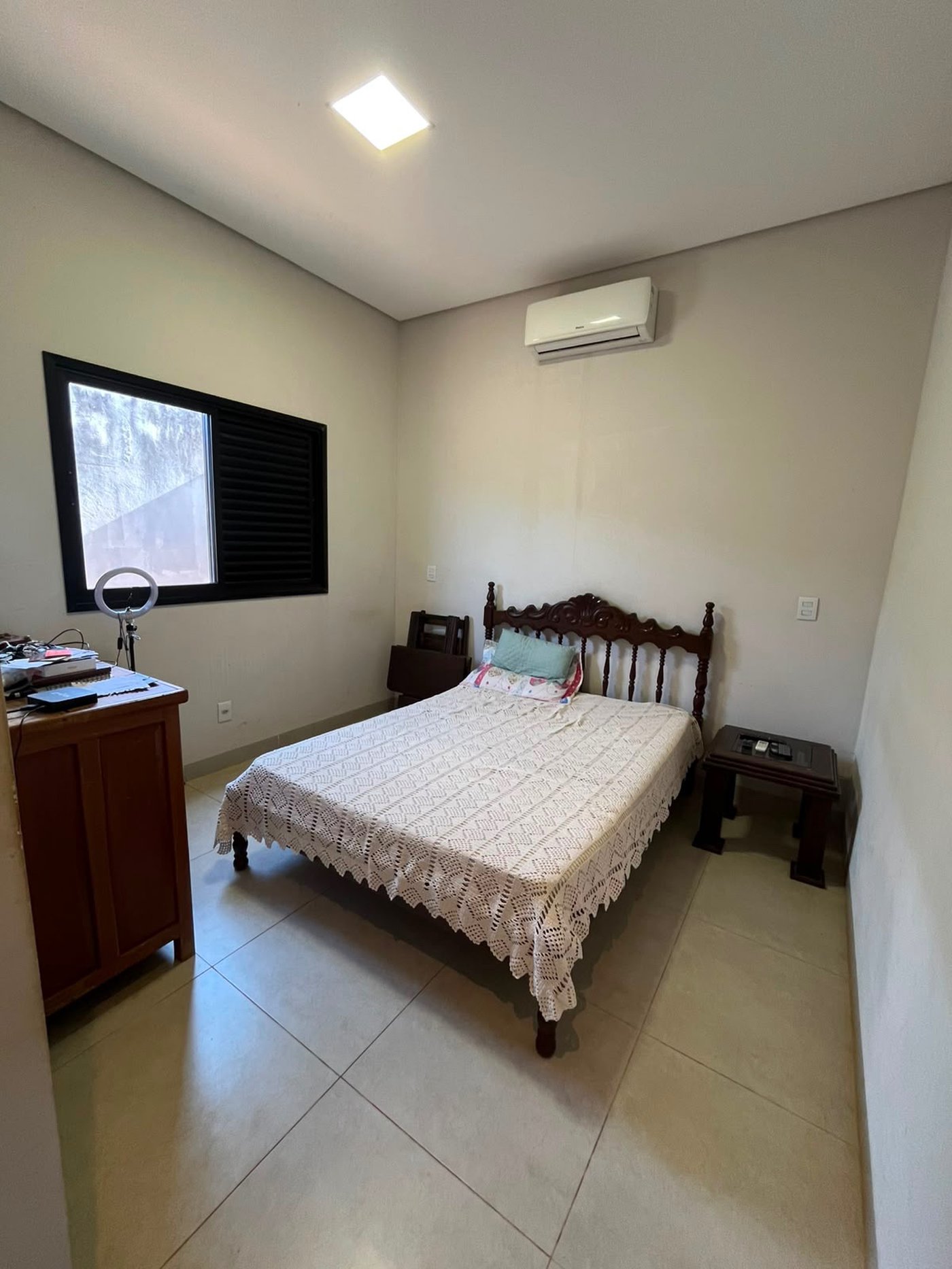Casa à venda ou para alugar com 4 quartos, sendo 2 suítes,  em Santa Terezinha, Três Lagoas, MS