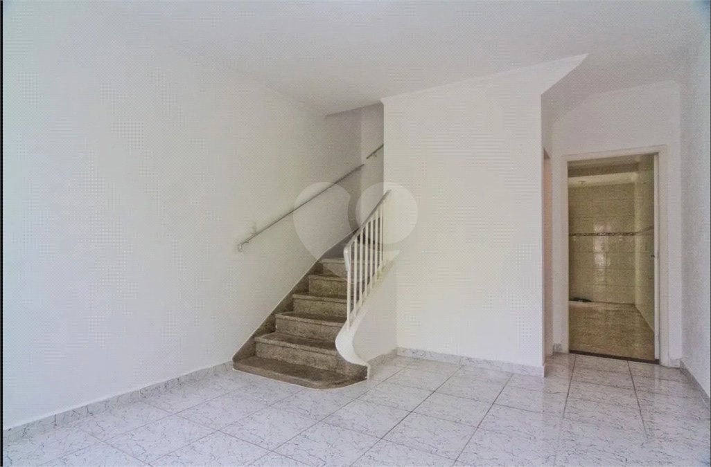 Sobrado à venda com 3 quartos em Santana, São Paulo, SP