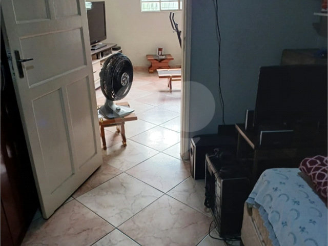 Casa Térrea à venda com 6 quartos em Vila Gustavo, São Paulo, SP