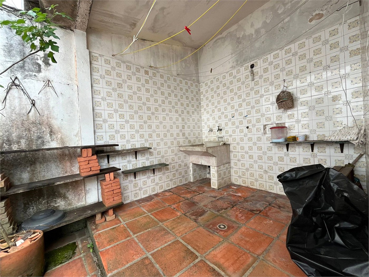 Sobrado à venda com 3 quartos, sendo 1 suíte, em Jardim Colombo, São Paulo, SP