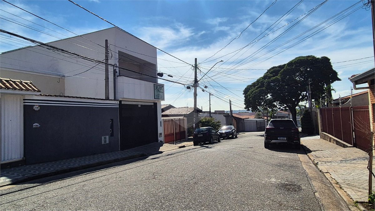 Casa à venda com 4 quartos em Vila Progresso, Sorocaba, SP