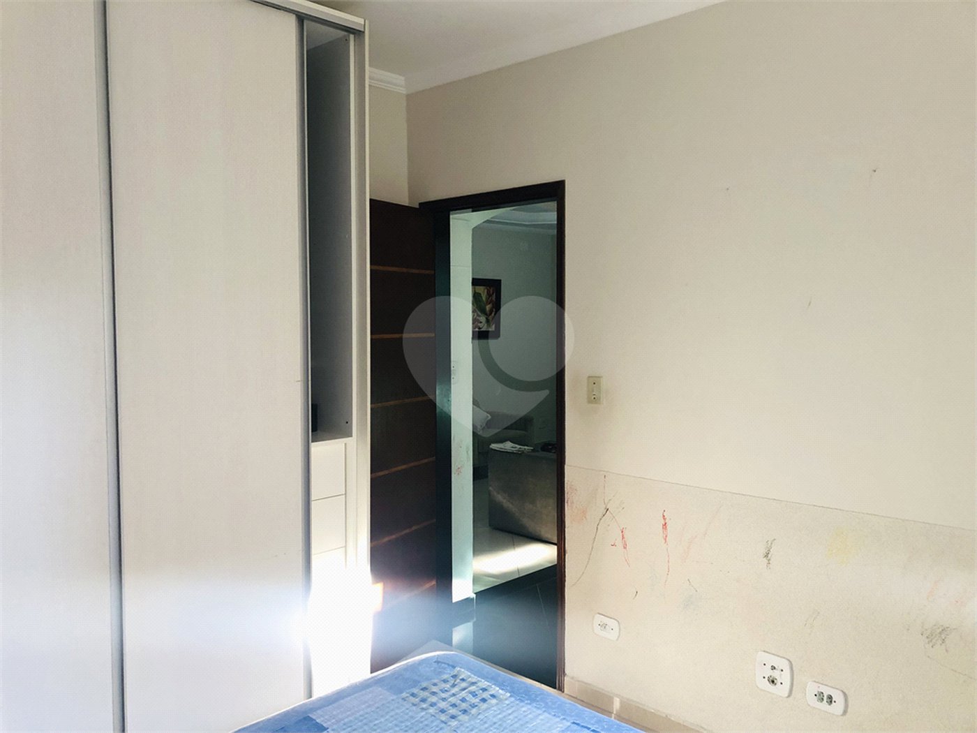 Casa à venda com 3 quartos, sendo 1 suíte, em Vila Suissa, Mogi das Cruzes, SP