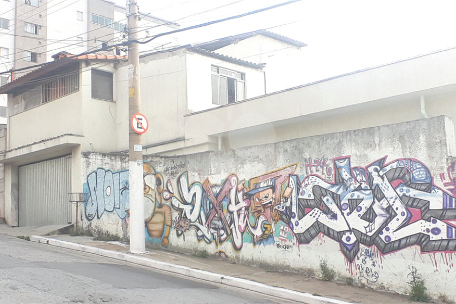 Casa Térrea à venda com 4 quartos, sendo 1 suíte, em Vila Romero, São Paulo, SP